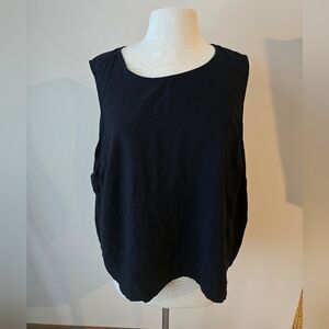 Torrid Women's Black Keyhole Black Sleeveless Top Size 3.